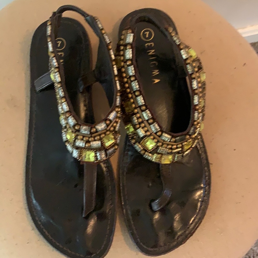Enigma women’s sandal.